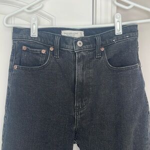 Abercrombie Ankle Straight Ultra High Rise Black Jean